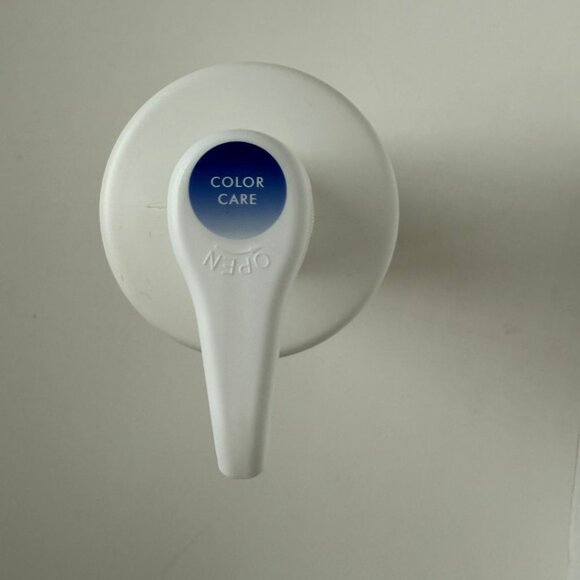 NWT: Moroccanoil Color Care Conditioner (1 L) - Picture 6 of 15